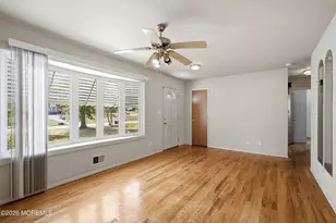 15 Tamarack Dr, Manalapan Township, NJ 07726 - Photo 6
