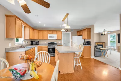 45 N Main Street, Farmingdale, NJ 07727 - Photo 12