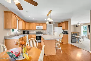 45 N Main St, Farmingdale, NJ 07727 - Photo 12