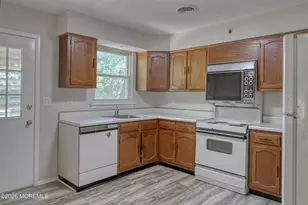5 A Buckskin Ct, Whiting, NJ 08759 - Photo 2