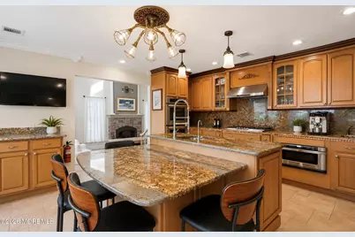 710 Hopping Road, Middletown, NJ 07748 - Photo 8