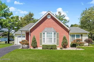 13 Gatley Close, Freehold, NJ 07728 - Photo 1