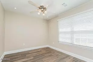 13 Gatley Close, Freehold, NJ 07728 - Photo 16