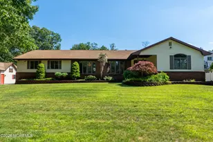 126 Shenandoah Blvd, Toms River Township, NJ 08753 - Photo 2