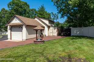 126 Shenandoah Blvd, Toms River Township, NJ 08753 - Photo 14