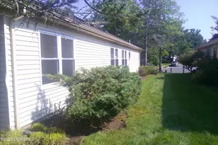 29 Peasley Dr, Marlboro Township, NJ 07746 - Photo 26