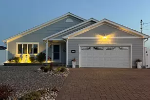 1149 E Hickory Dr, Lanoka Harbor, NJ 08734 - Photo 2