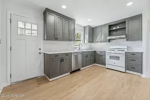 358 Beecroft Pl, Oakhurst, NJ 07755 - Photo 2
