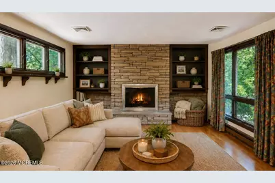 15 La Valley Drive, Manalapan Township, NJ 07726 - Photo 2