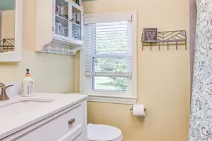 559 Brickyard Rd, Freehold, NJ 07728 - Photo 20