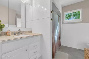 21 Carol Ct, Tinton Falls, NJ 07724 - Photo 20