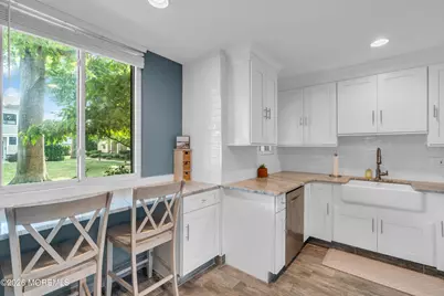 21 Carol Court, Tinton Falls, NJ 07724 - Photo 4