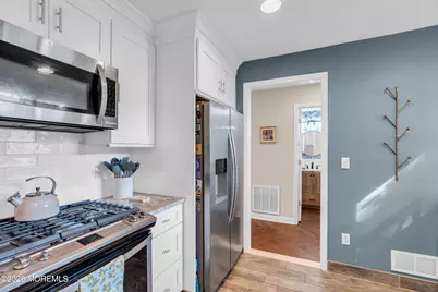 21 Carol Court, Tinton Falls, NJ 07724 - Photo 6