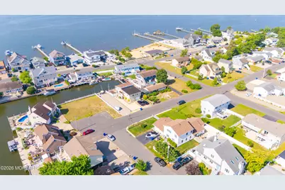 212 Riviera Drive, Toms River Township, NJ 08753 - Photo 68