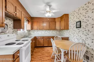 4 Middlesex Rd, Matawan, NJ 07747 - Photo 6