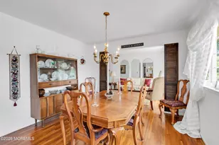 4 Middlesex Rd, Matawan, NJ 07747 - Photo 4