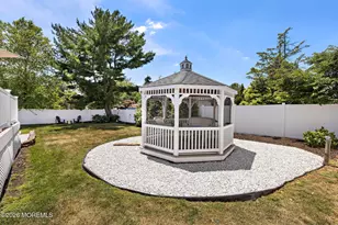 522 Mackey Ave, Belford, NJ 07718 - Photo 42