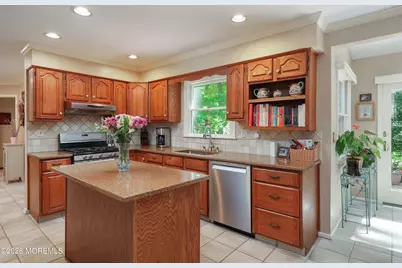 301 Buchanan Boulevard, Red Bank, NJ 07701 - Photo 14