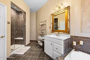 3 Attenbury Pl, Freehold, NJ 07728 - Photo 32