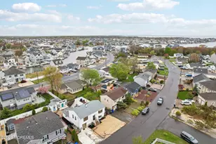 3138 Oceanic Dr, Toms River Township, NJ 08753 - Photo 2
