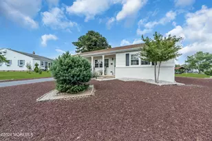 18 Norway Rd, Toms River Township, NJ 08757 - Photo 6