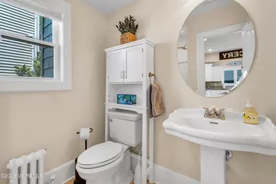 90 South Street, Red Bank, NJ 07701 - Photo 28