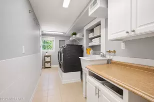 710 Hopping Rd, Belford, NJ 07718 - Photo 12