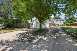 19 Vanada Dr, Neptune Township, NJ 07753 - Photo 18