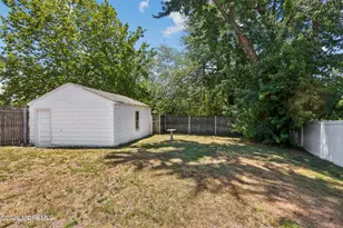 19 Vanada Dr, Neptune Township, NJ 07753 - Photo 20