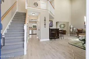 28 Silverbrooke Cir, Howell Township, NJ 07731 - Photo 4