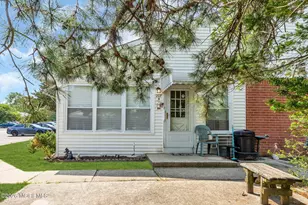 207 B Laurel Pl, Whiting, NJ 08759 - Photo 1