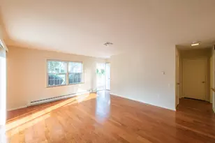 227A Manchester Ln, Monroe Township, NJ 08831 - Photo 4