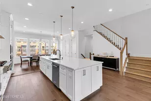 27 Linder Ct, Middletown, NJ 07748 - Photo 18
