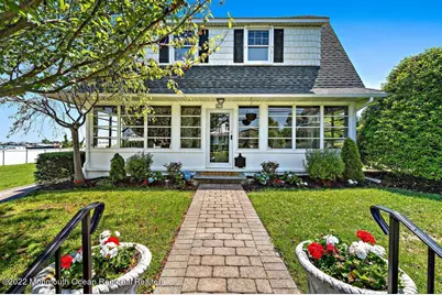 27 Shrewsbury Drive, Monmouth Beach, NJ 07750 - Photo 2