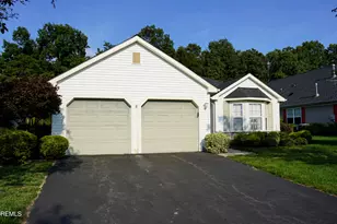 48 Ivy Hill Rd, Lakewood, NJ 08701 - Photo 4
