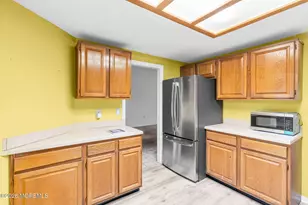 1016B Buckingham Dr, Manchester Township, NJ 08759 - Photo 16