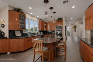 9 Landmark Ln, Marlboro Township, NJ 07746 - Photo 16