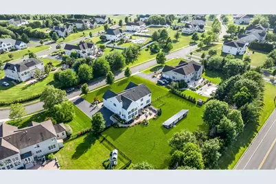 80 Stream Bank Drive, Freehold, NJ 07728 - Photo 32
