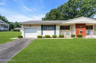 2 B Connecticut Dr, Whiting, NJ 08759 - Photo 4