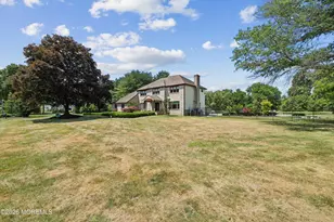 2 Candlelight Dr, Holmdel, NJ 07733 - Photo 10