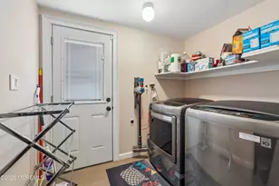 2 Candlelight Dr, Holmdel, NJ 07733 - Photo 32