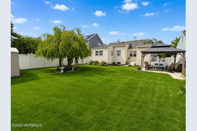 50 Collins Avenue, Middletown, NJ 07748 - Photo 8