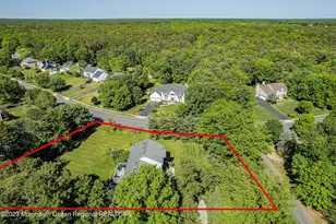 2 Twin Oaks Ct, Jackson, NJ 08527 - Photo 8