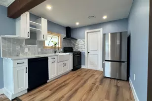 919 Ellison Ave, Point Pleasant Beach, NJ 08742 - Photo 4