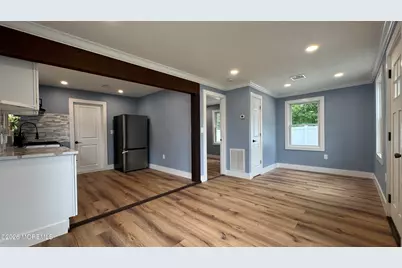 919 Ellison Avenue, Point Pleasant Beach, NJ 08742 - Photo 2