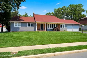 10 Beacon Dr, Howell Township, NJ 07731 - Photo 1