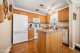 25 Constitution Blvd, Whiting, NJ 08759 - Photo 14