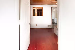 302 Edgeview Rd, Keyport, NJ 07735 - Photo 2