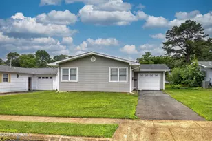 13 Clay Cir, Brick, NJ 08724 - Photo 2