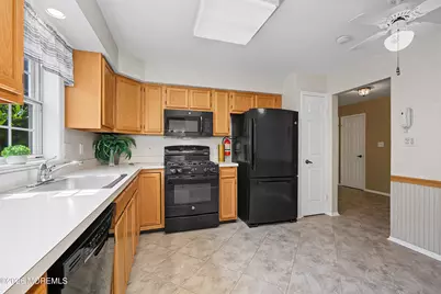 13 Ashbourne Drive #A, Monroe Township, NJ 08831 - Photo 10